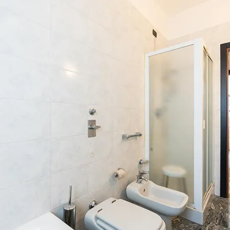 Fantastic Two Bedroom Zara 5th Fl- Mirable Pm *
