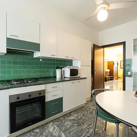 Fantastic Two Bedroom Zara 5th Fl- Mirable Pm Lägenhet *