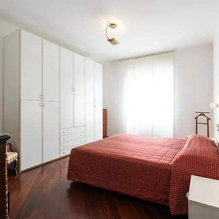 Fantastic Two Bedroom Zara 5th Fl- Mirable Pm Milão