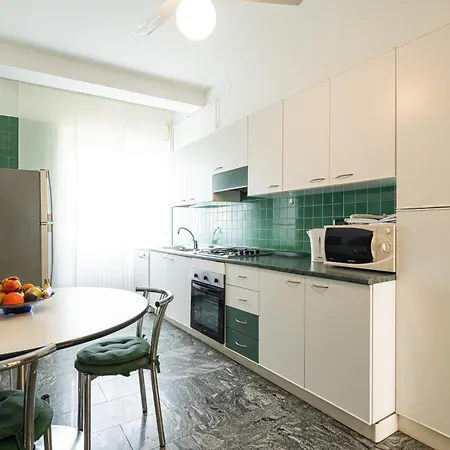 Fantastic Two Bedroom Zara 5th Fl- Mirable Pm *